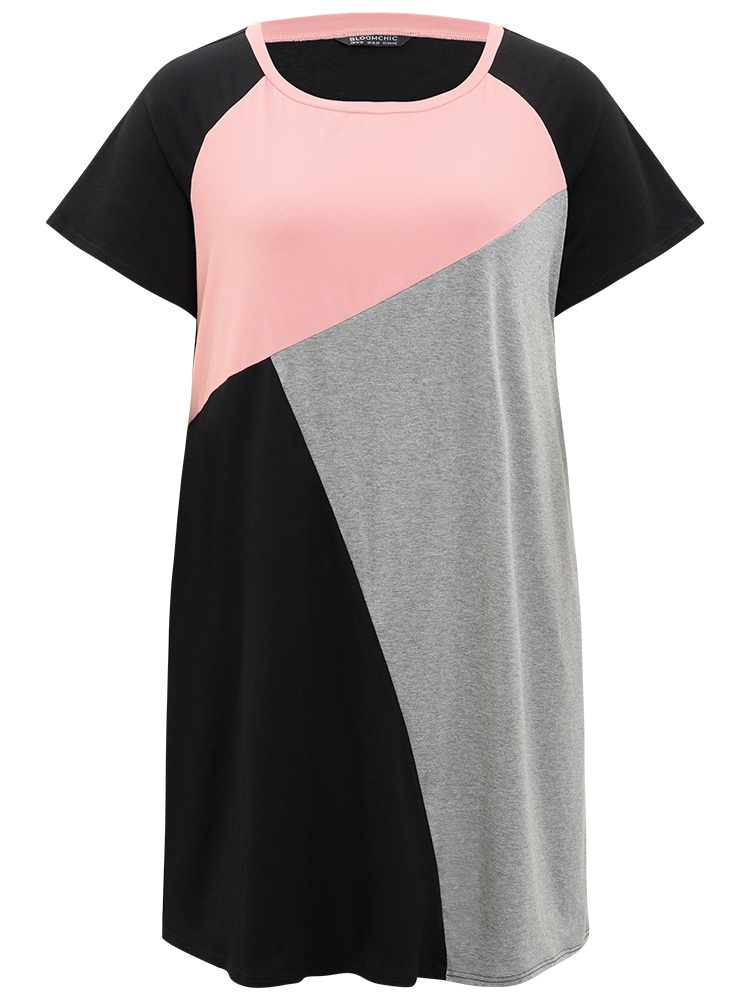 Plus Size Supersoft Essentials Colorblock Contrast Round Neck Raglan Sleeve Dress Black Women Casual Patchwork Round Neck Short sleeve Curvy Midi Dress BloomChic 26/4X 