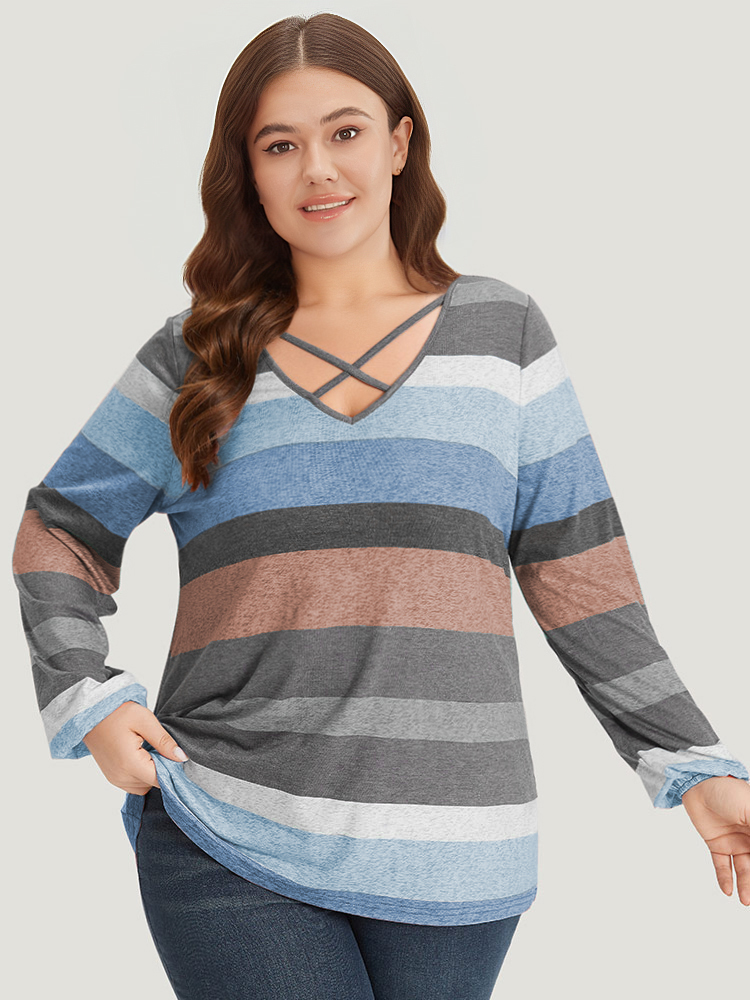 

Plus Size Colour Striped Contrast Crisscross Lantern Sleeve T-shirt Blue Women Casual Elastic cuffs Striped V-neck Dailywear T-shirts BloomChic