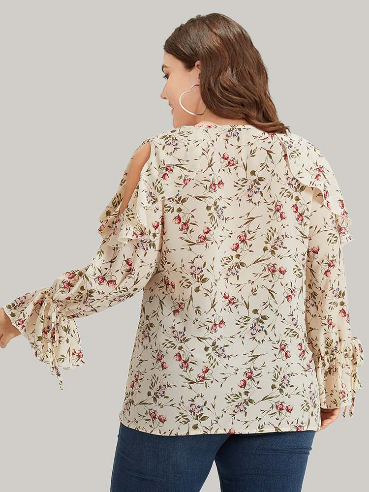 Plus Size Women Dailywear Ditsy Floral Cut-Out Ruffle Sleeve Long Sleeve V-neck Elegant Blouses BloomChic 