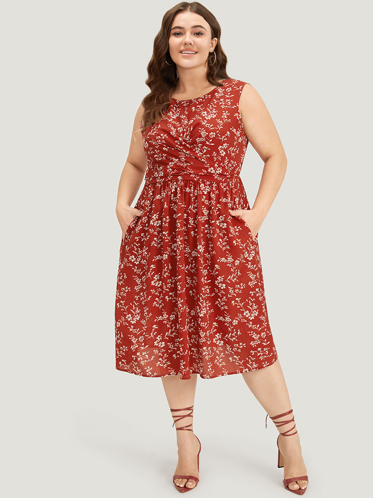 

Plus Size Ditsy Floral Crossover Crew Neck Pocket Sleeveless Dress Red Women Elegant Printed Round Neck Sleeveless Curvy Midi Dress BloomChic