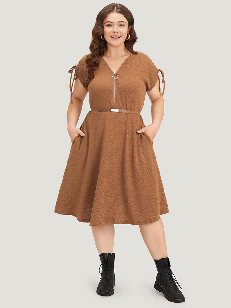 

Plus Size Solid O Ring Zipper Pocket Drawstring Dolman Sleeve Dress Bronze Women Casual Texture V-neck Short sleeve Curvy Midi Dress BloomChic