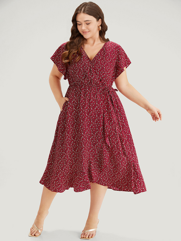 

Plus Size Ditsy Floral Overlap Collar Bowknot Flutter Hem Dress Crimson Women Office Wrap V-neck Short sleeve Curvy Midi Dress BloomChic