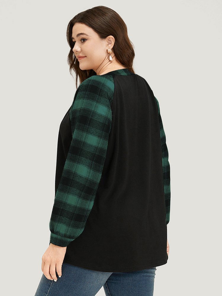 

Plus Size Plaid Patchwork Notched Button Detail Sweatshirt Women Green Casual Patchwork Notched collar Everyday Sweatshirts BloomChic