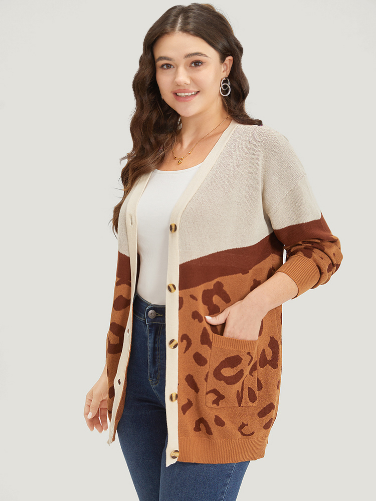 

Plus Size Leopard Print Contrast Button Down Patched Pocket Cardigan Chocolate Women Casual Loose Long Sleeve Dailywear Cardigans BloomChic