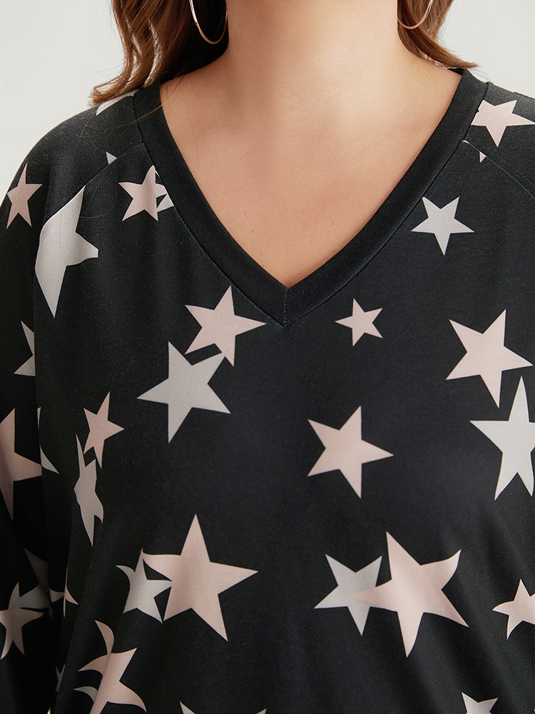 Plus Size Star Print V Neck Raglan Sleeve Sweatshirt Women Black Elegant Elastic cuffs V-neck Dailywear Sweatshirts BloomChic 18-20/2X 