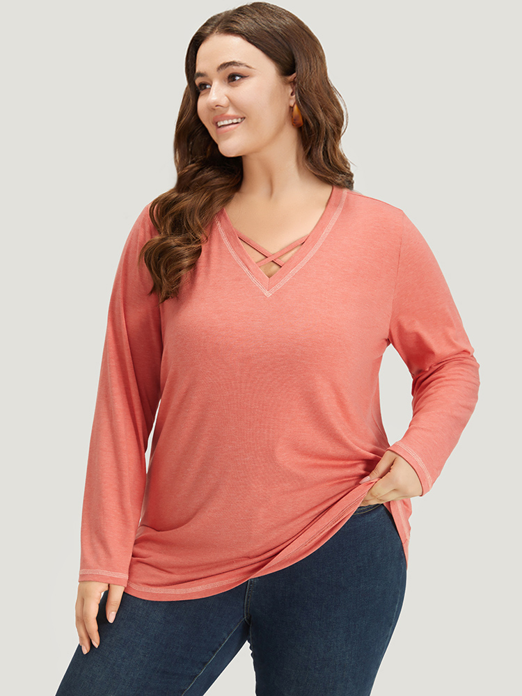 

Plus Size Plain Crisscross V Neck Contrast Trim T-shirt Salmon Women Casual Plain Plain V-neck Dailywear T-shirts BloomChic