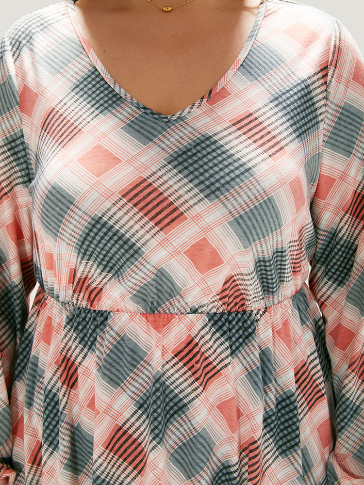 Plus Size Women Dailywear Plaid Printed Regular Sleeve Long Sleeve V-neck Casual T-shirts BloomChic 