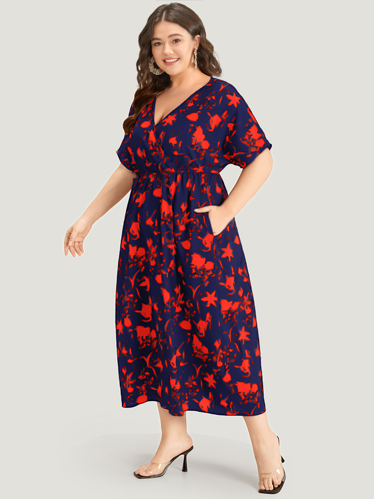Plus Size Silhouette Floral Print Surplice Neck Elastic Waist Dress Navy Women Elegant Wrap V-neck Short sleeve Curvy Midi Dress BloomChic 10/M 