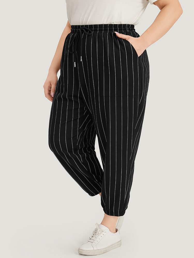 

Plus Size Striped Elastic Waist Pocket Drawstring Sweatpants Women Black Casual High Rise Dailywear Pants BloomChic