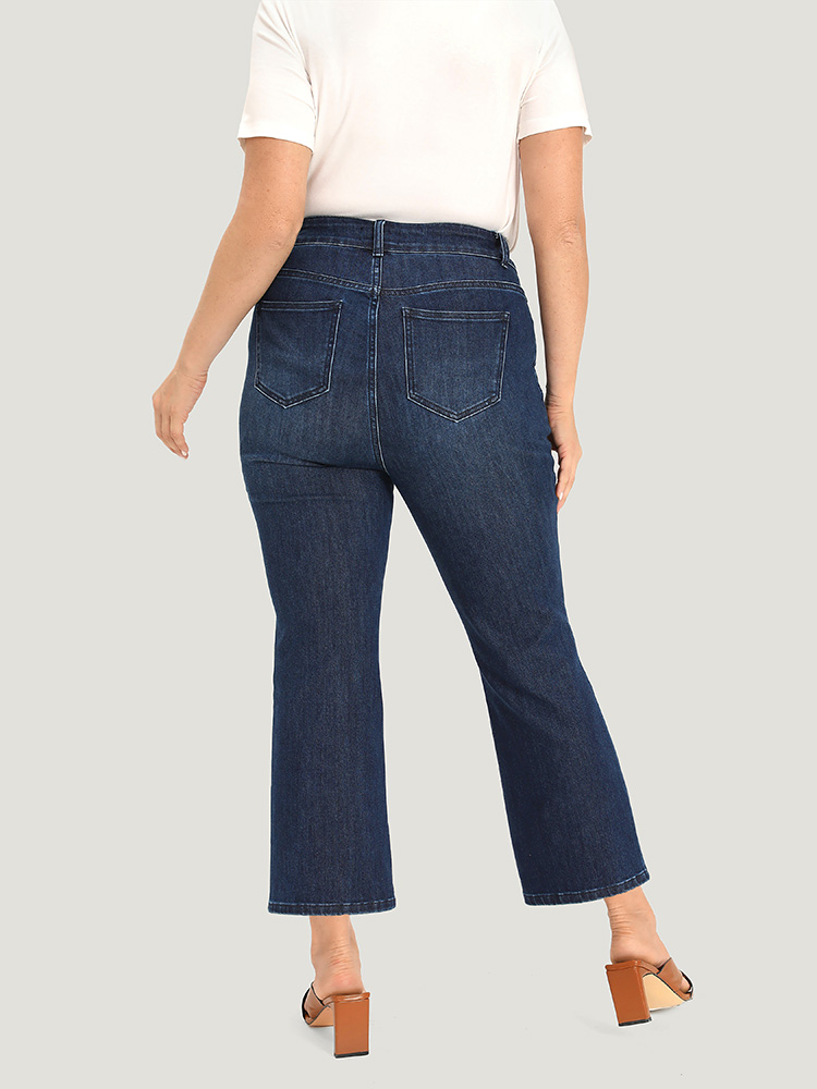 Plus Size Women Dailywear Plain Medium stretch Bootcut Dark Wash Casual Jeans BloomChic 