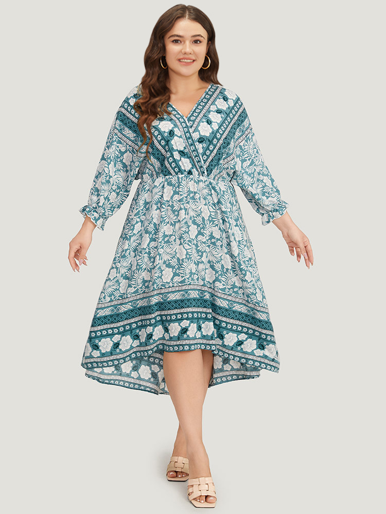 

Plus Size Floral Print Pocket Surplice Neck Ruffle Trim Dress Turquoise Women Vacation Elastic cuffs V-neck Elbow-length sleeve Curvy Midi Dress BloomChic