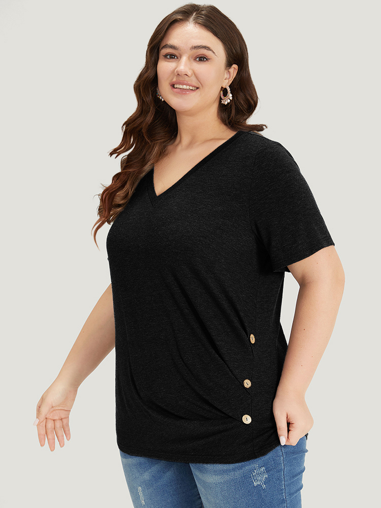 Plus Size Heather Plicated Detail V Neck Button Detail T-shirt Black Women Casual Plain Plain V-neck Dailywear T-shirts BloomChic 30/6X 
