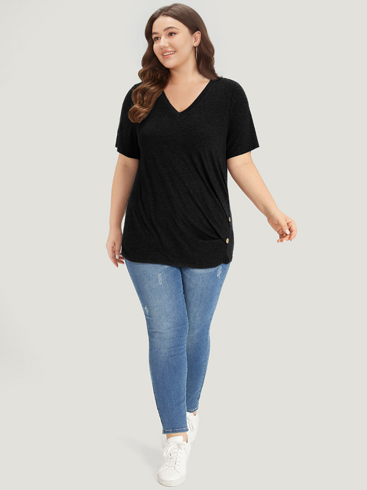Plus Size Heather Plicated Detail V Neck Button Detail T-shirt Black Women Casual Plain Plain V-neck Dailywear T-shirts BloomChic 30/6X 