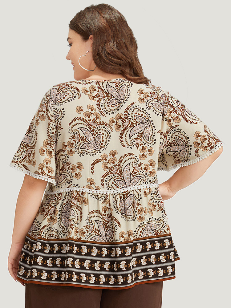 

Paisley Print V Neck Pompom Trim Flutter Sleeve Top, Beige