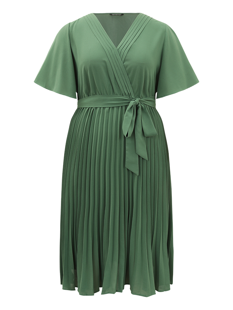Plus Size Plain Belted Overlap Collar Pleated Hem Dress Emerald Women Office Plain V-neck Short sleeve Curvy Midi Dress BloomChic 10/M 