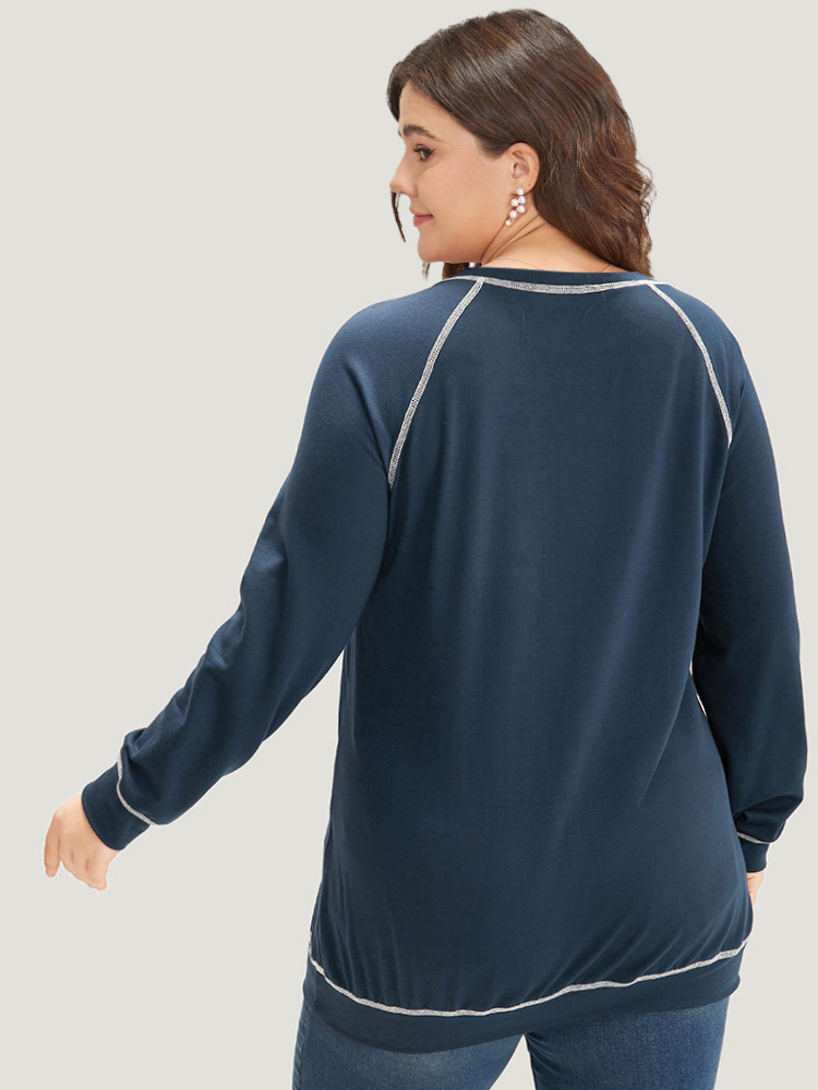 Plus Size Floral Print Stitch Crew Neck Raglan Sleeve Sweatshirt Women Indigo Casual Elastic cuffs Dailywear Sweatshirts BloomChic 12/L 