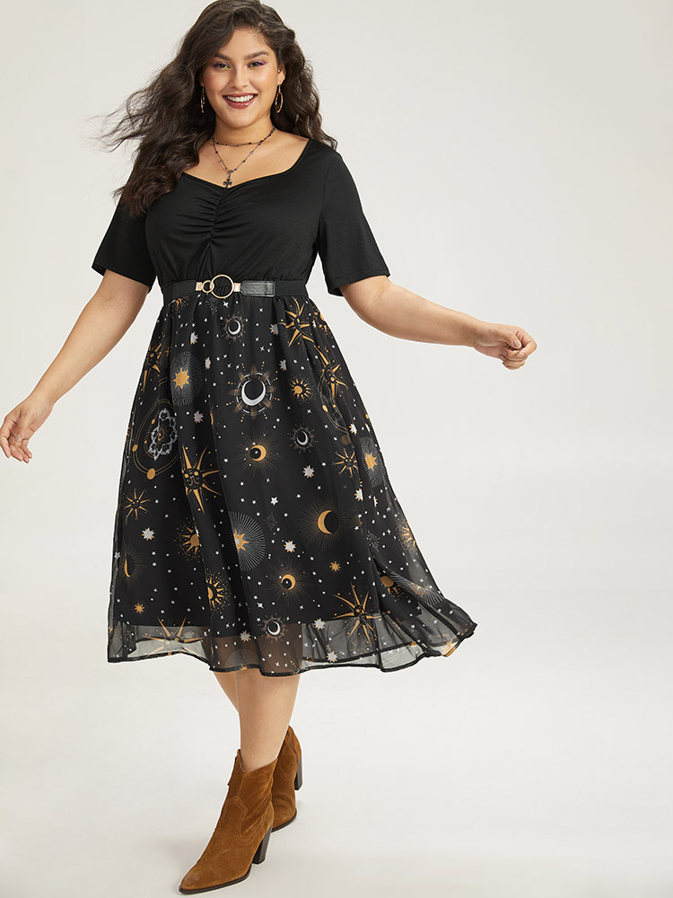 

Plus Size Halloween Moon & Star Print Ruched Patchwork Dress Black Women Elegant Gathered Square Neck Short sleeve Curvy Midi Dress BloomChic