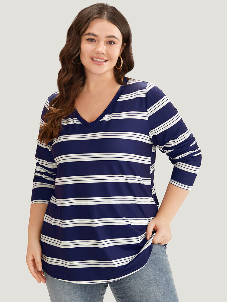 Plus Size Women Dailywear Striped Printed Regular Sleeve Long Sleeve V-neck Casual T-shirts BloomChic 