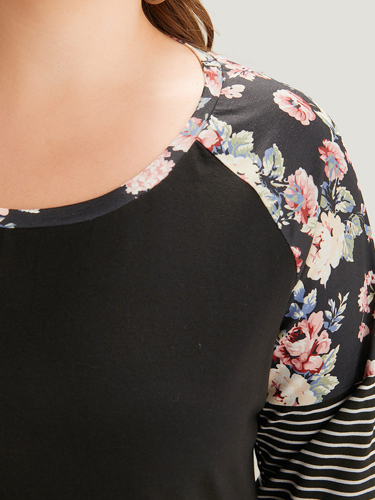 Plus Size Floral Striped Patchwork Crew Neck Raglan Sleeve T-shirt Black Women Casual Contrast Striped Round Neck Dailywear T-shirts BloomChic 12/L 
