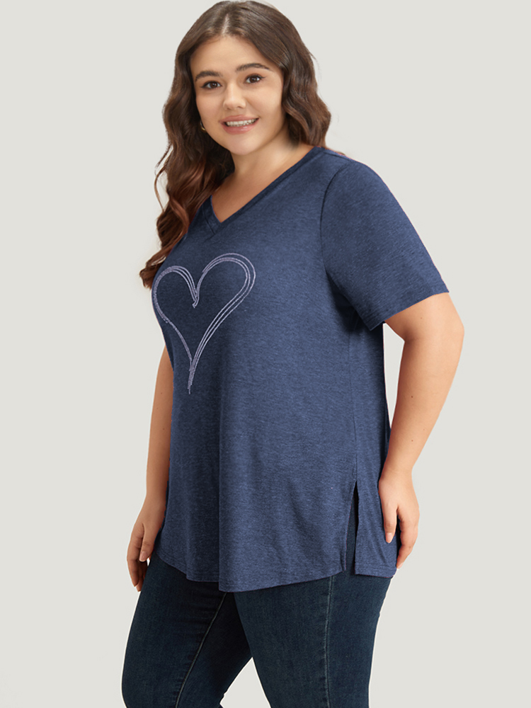 

Plus Size Solid Heart Rhinestone V Neck T-shirt Indigo Women Casual Plain Heart Print V-neck Dailywear T-shirts BloomChic