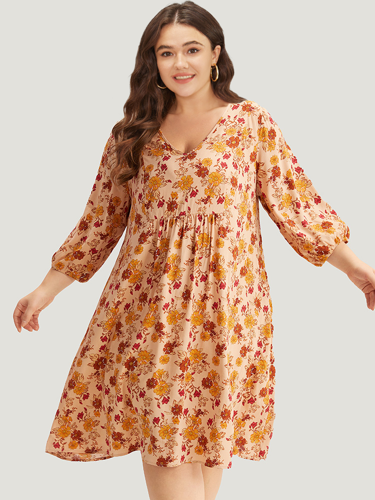 

Plus Size Supersoft Essentials Floral Print Pocket V Neck Dress Apricot Women Resort Elastic cuffs V-neck Elbow-length sleeve Curvy Midi Dress BloomChic