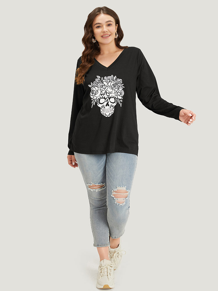 

Plus Size Skull Print V Neck T-shirt Black Women Casual Printed Art&design V-neck Everyday T-shirts BloomChic