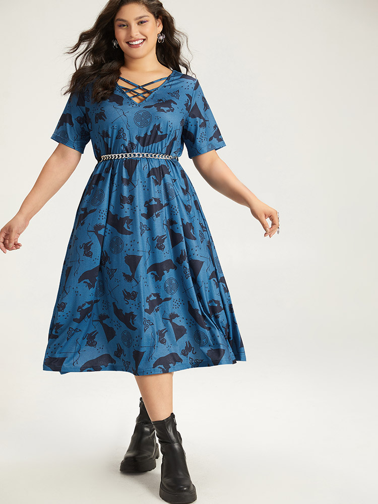 

Plus Size Halloween Graphic Crisscross Neck Pocket Flutter Dress Cerulean Women Casual Gathered V-neck Short sleeve Curvy Midi Dress BloomChic