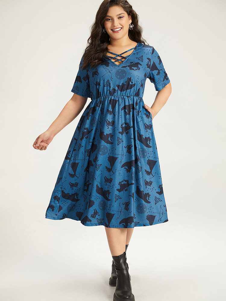 

Plus Size Halloween Graphic Crisscross Neck Pocket Flutter Dress Cerulean Women Casual Gathered V-neck Short sleeve Curvy Midi Dress BloomChic