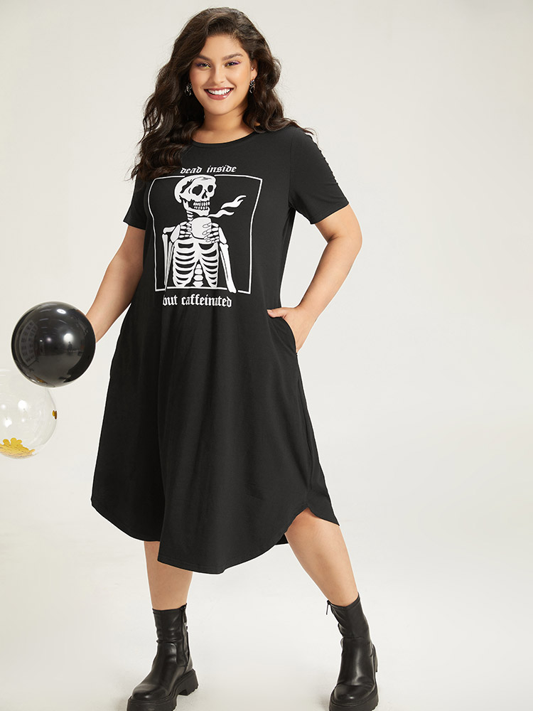 

Plus Size Halloween Skull Print Pocket Arc Hem Dress Black Women Casual Printed Round Neck Short sleeve Curvy Midi Dress BloomChic