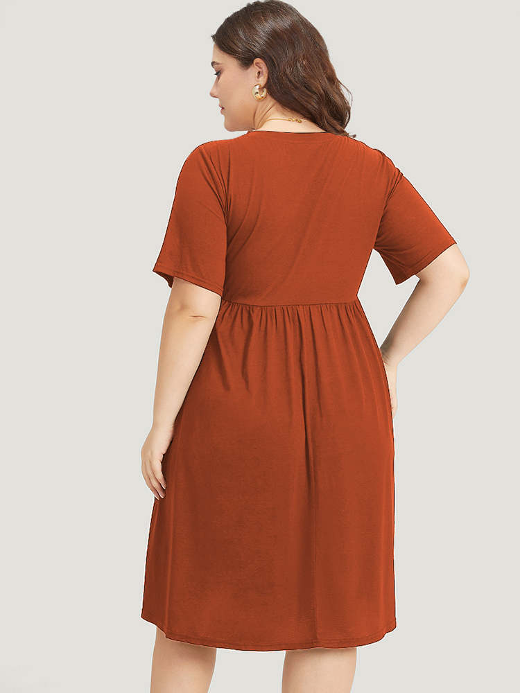 Plus Size Supersoft Essentials Solid Pleated Round Neck Midi Dress Chocolate Women Casual Plain Round Neck Short sleeve Curvy Midi Dress BloomChic 30/6X 
