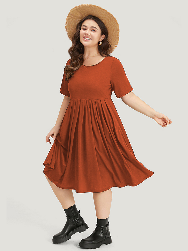 Plus Size Supersoft Essentials Solid Pleated Round Neck Midi Dress Chocolate Women Casual Plain Round Neck Short sleeve Curvy Midi Dress BloomChic 30/6X 