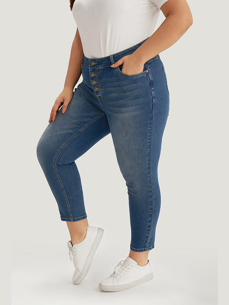 

Plus Size Plain Button Fly High Rise Medium Wash Jeans Women Blue Casual Plain Plain High stretch Pocket Jeans BloomChic