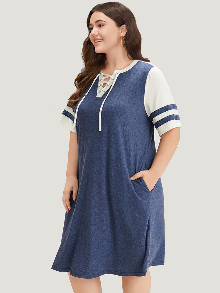 

Plus Size Supersoft Essentials Striped Pocket Patchwork Lace Up Dress Indigo Women Casual Cross straps V-neck Short sleeve Curvy Knee Dress BloomChic