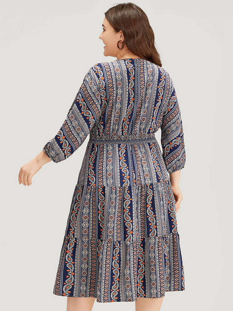 

Plus Size Bandana Print Elastic Cuffs Layered Hem Dress DarkBlue Women Vacation Elastic cuffs V-neck Elbow-length sleeve Curvy Midi Dress BloomChic