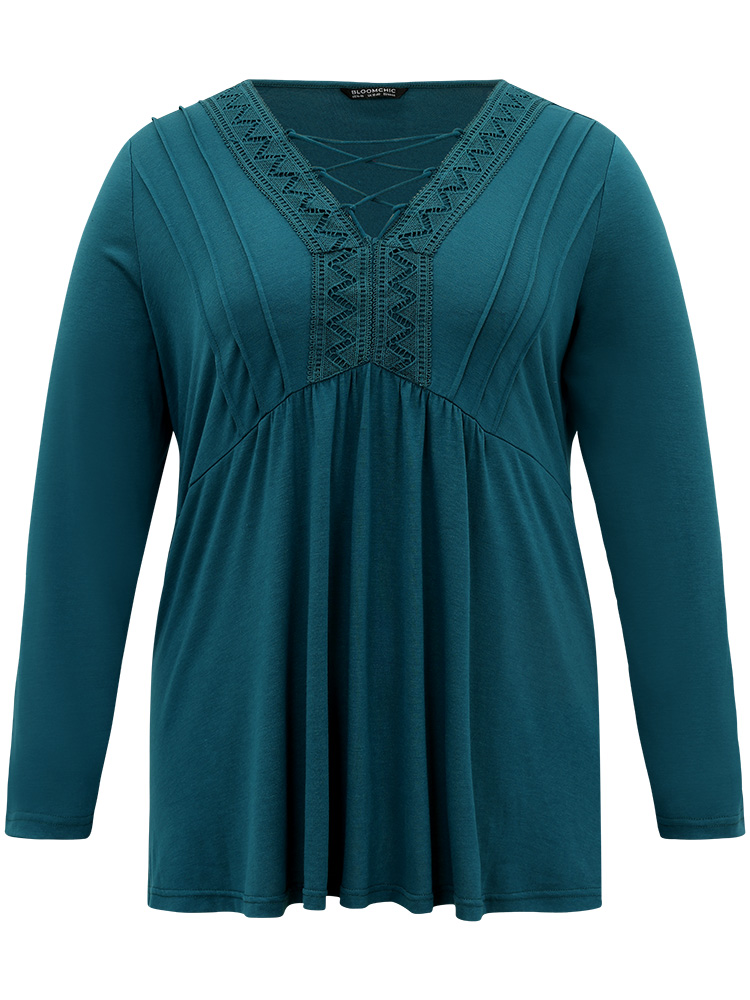 

Plus Size Plain Lace Patchwork Pleated Crisscross T-shirt Cyan V-neck Long Sleeve Elegant Jersey Tops