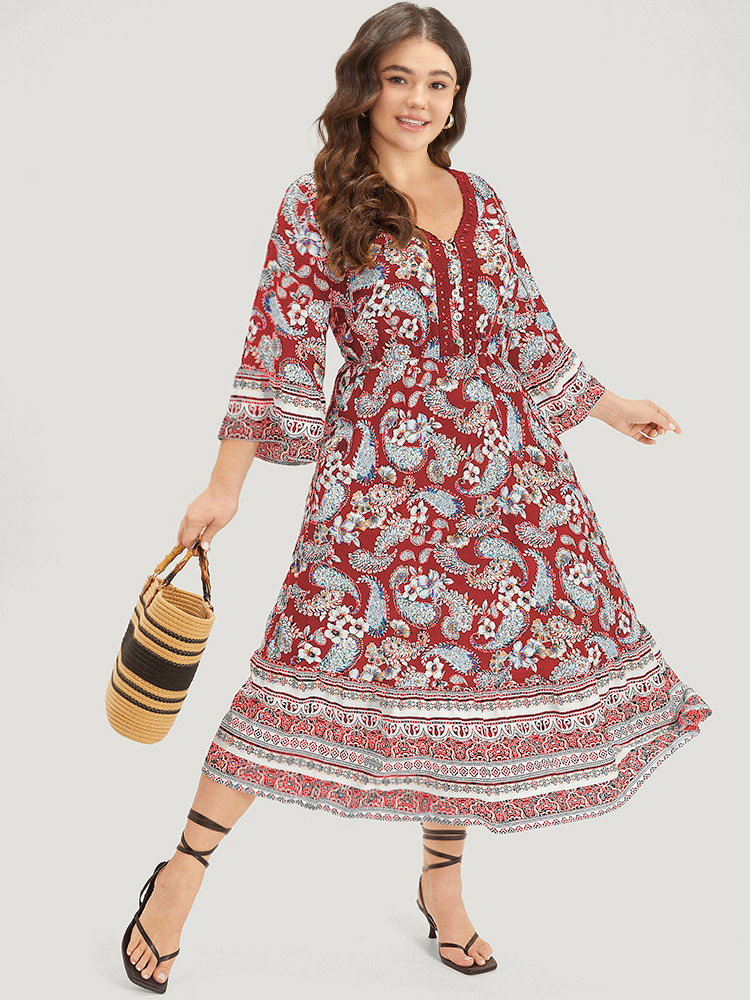 

Plus Size Floral & Paisley Print Elastic Waist Button Detail Dress Crimson Women Vacation Printed V-neck Elbow-length sleeve Curvy Midi Dress BloomChic