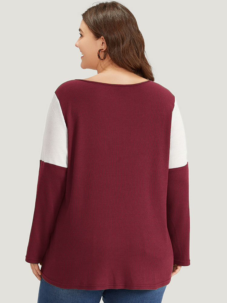 Plus Size Colorblock Contrast Button Detail Crew Neck T-shirt Burgundy Women Casual Contrast Plain Round Neck Dailywear T-shirts BloomChic 18-20/2X 