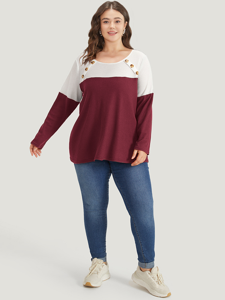 Plus Size Colorblock Contrast Button Detail Crew Neck T-shirt Burgundy Women Casual Contrast Plain Round Neck Dailywear T-shirts BloomChic 18-20/2X 