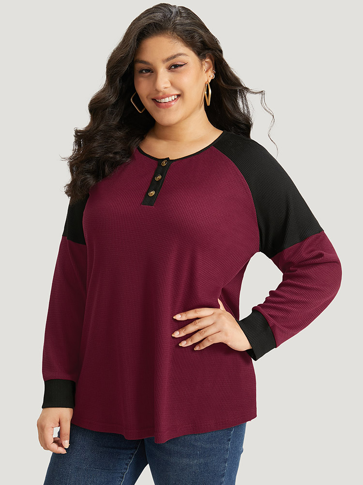 

Plus Size Waffle Knit Two Tone Raglan Sleeve T-shirt Burgundy Women Casual Elastic cuffs Plain Open Front Dailywear T-shirts BloomChic