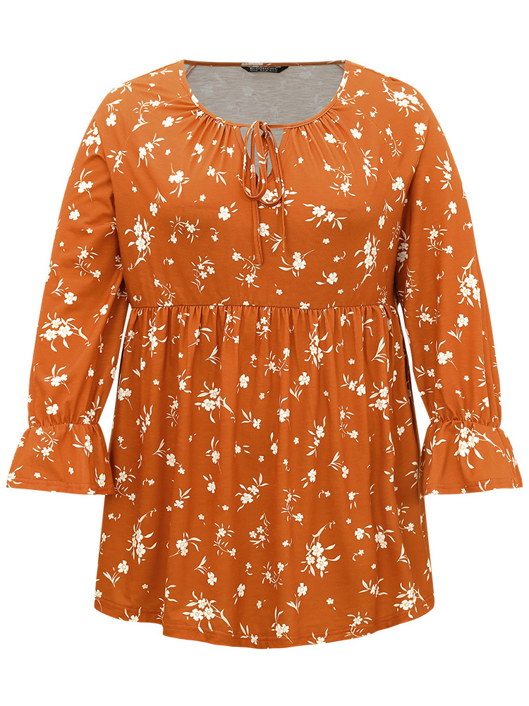Plus Size Women Dailywear Silhouette Floral Print Elastic cuffs Raglan sleeve Long Sleeve Tie Neck Elegant T-shirts BloomChic 