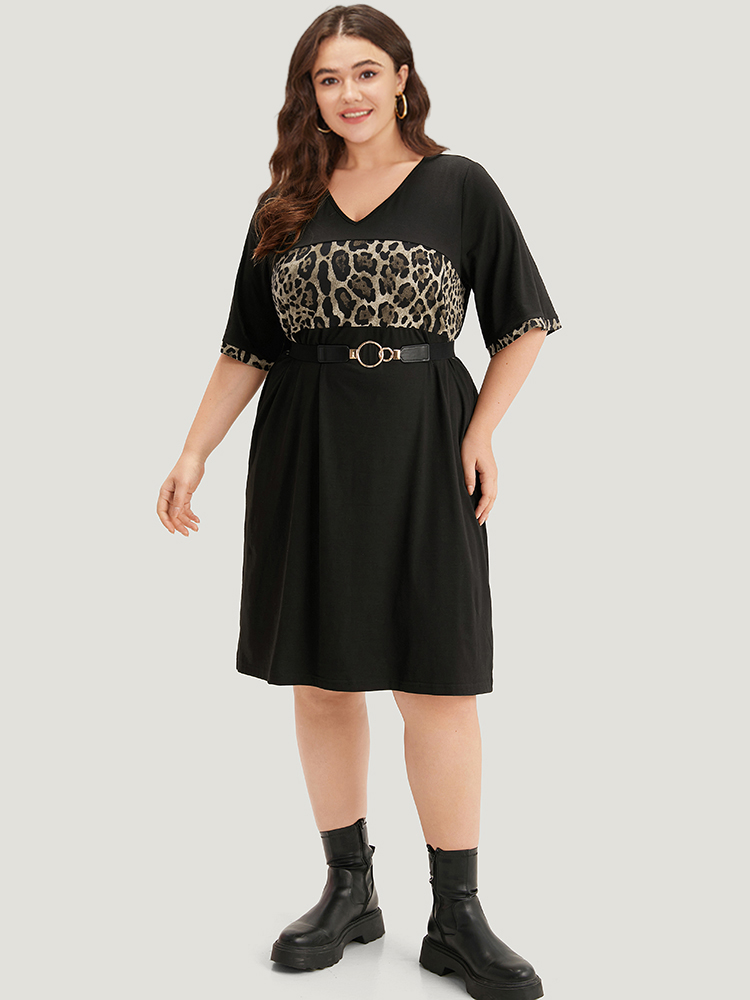 Plus Size Women Dailywear Leopard Plain Regular Sleeve Short sleeve V-neck Pocket Casual Dresses BloomChic 