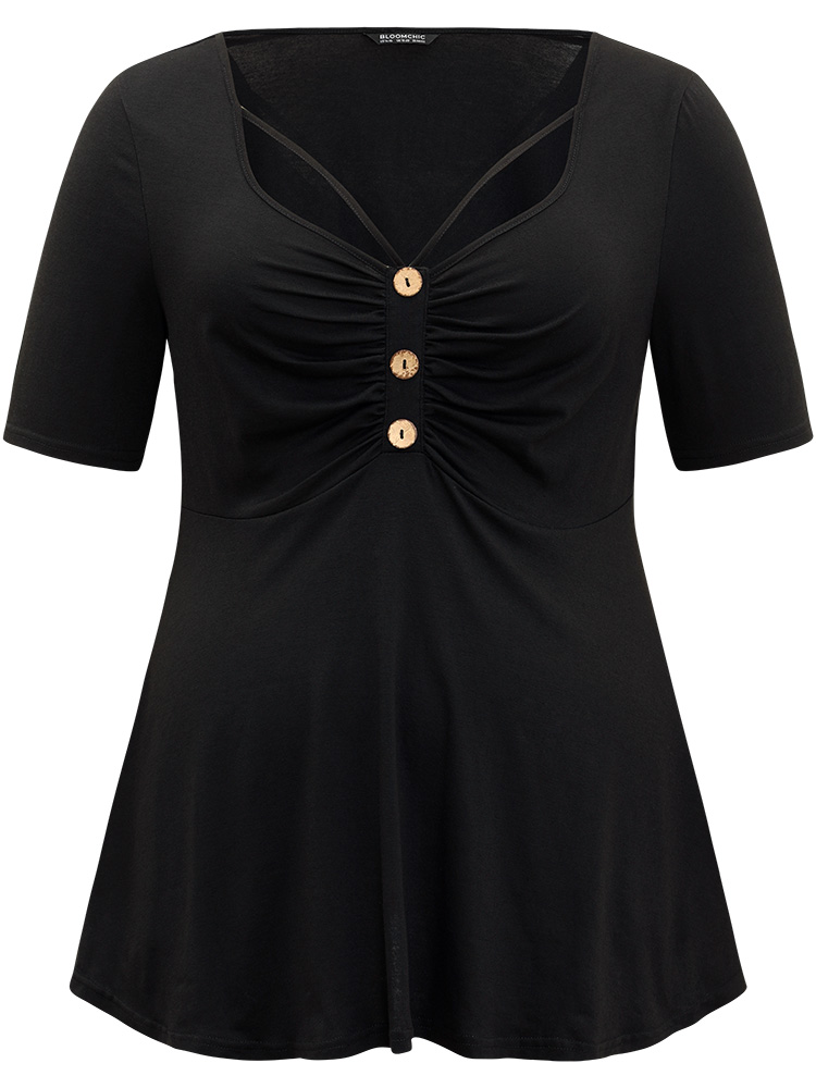 

Plus Size Plain Crisscross Ruched Button Detail Flutter Hem T-shirt Black Square Neck Short sleeve Elegant Jersey Tops