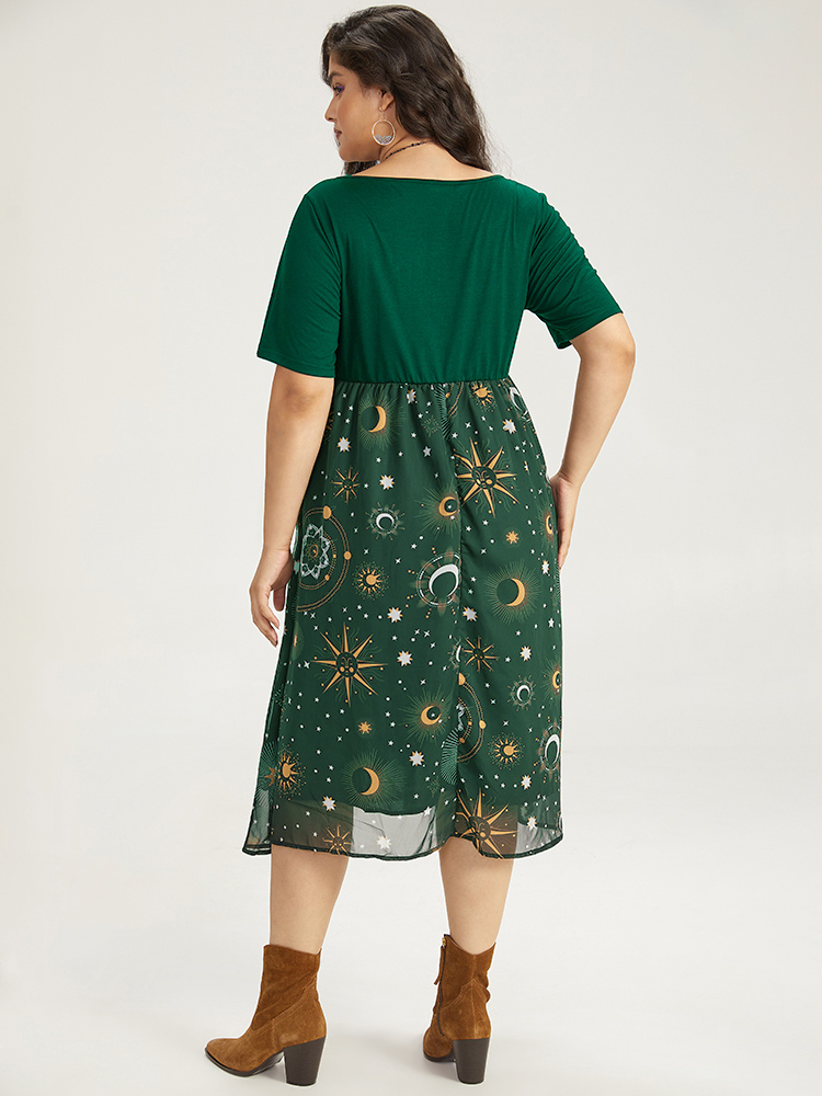 Plus Size Halloween Moon & Star Print Ruched Patchwork Dress DarkGreen Women Elegant Gathered Square Neck Short sleeve Curvy Midi Dress BloomChic 10/M 