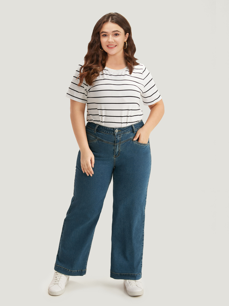 Plus Size Women Dailywear Plain High stretch Wide Leg Medium Wash Casual Jeans BloomChic 