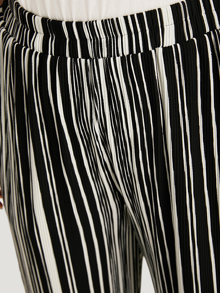 Plus Size Striped Elastic Waist Pocket Loose Pants Women Black Casual Wide Leg High Rise Dailywear Pants BloomChic 12/L 