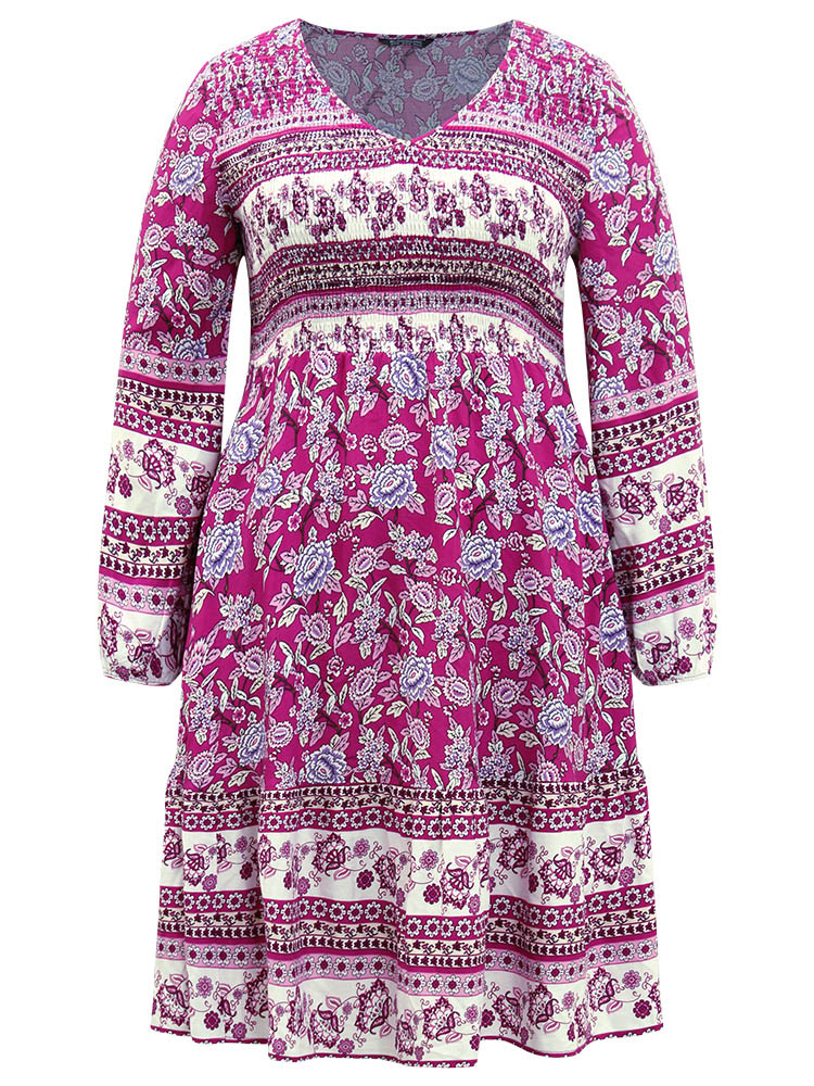 Plus Size Bandana Print Pocket V Neck Shirred Dress Purple Women Vacation Elastic cuffs V-neck Long Sleeve Curvy Midi Dress BloomChic 28/5X 