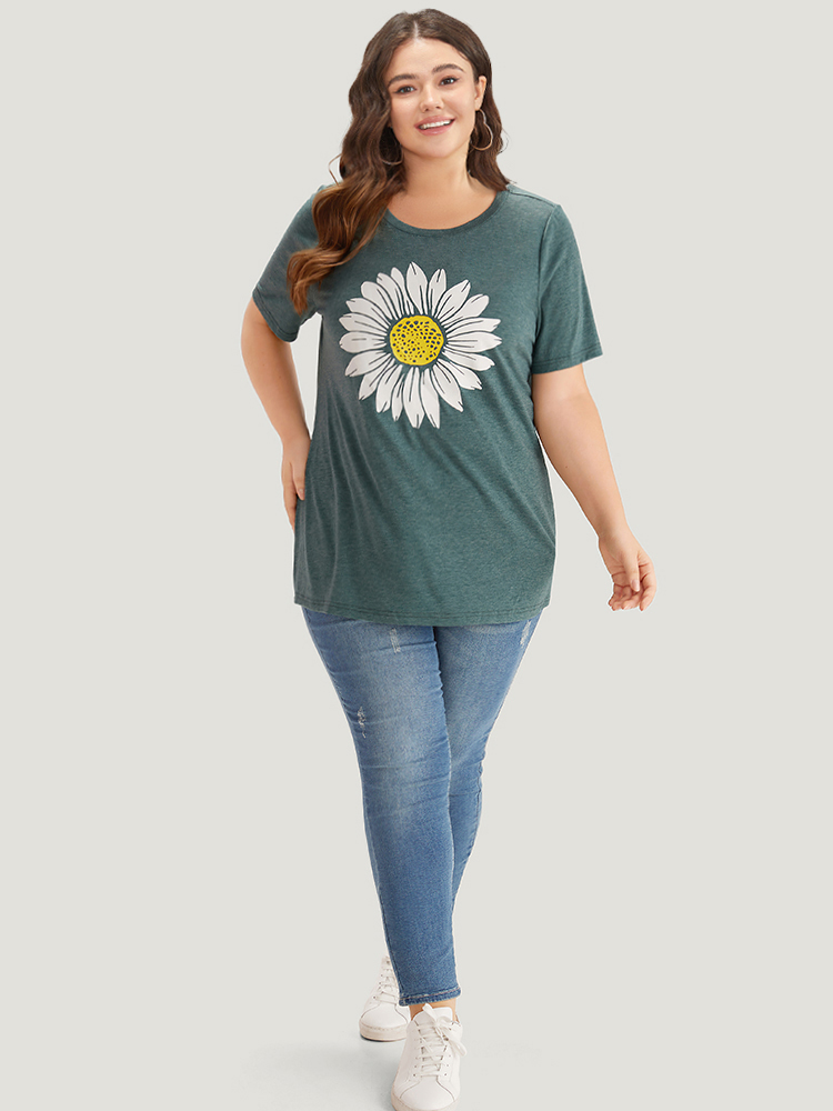 Plus Size Floral Print Round Neck T-shirt Cyan Women Casual Printed Natural Flowers Dailywear T-shirts BloomChic 14-16/1X 