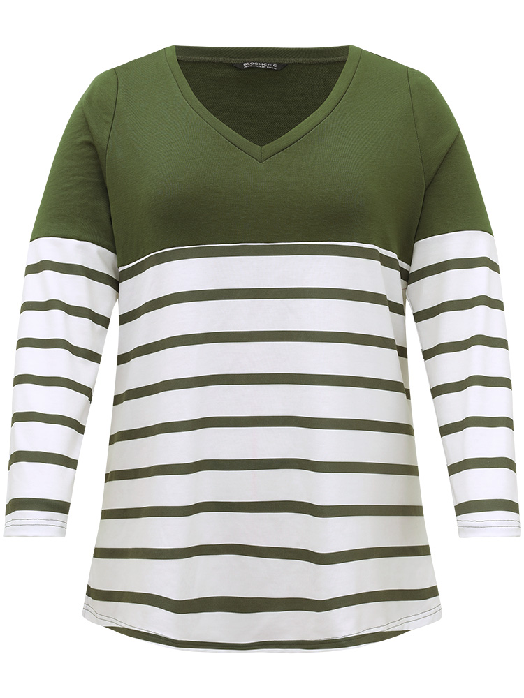 Plus Size Women Dailywear Striped Contrast Regular Regular Sleeve Long Sleeve V-neck Casual Sweatshirts BloomChic 