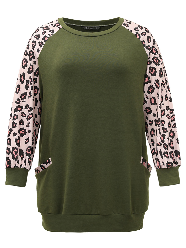 

Plus Size Leopard Print Patchwork Contrast Pocket Raglan Sleeve Sweatshirt Women Green Casual Elastic cuffs Round Neck Dailywear Sweatshirts BloomChic
