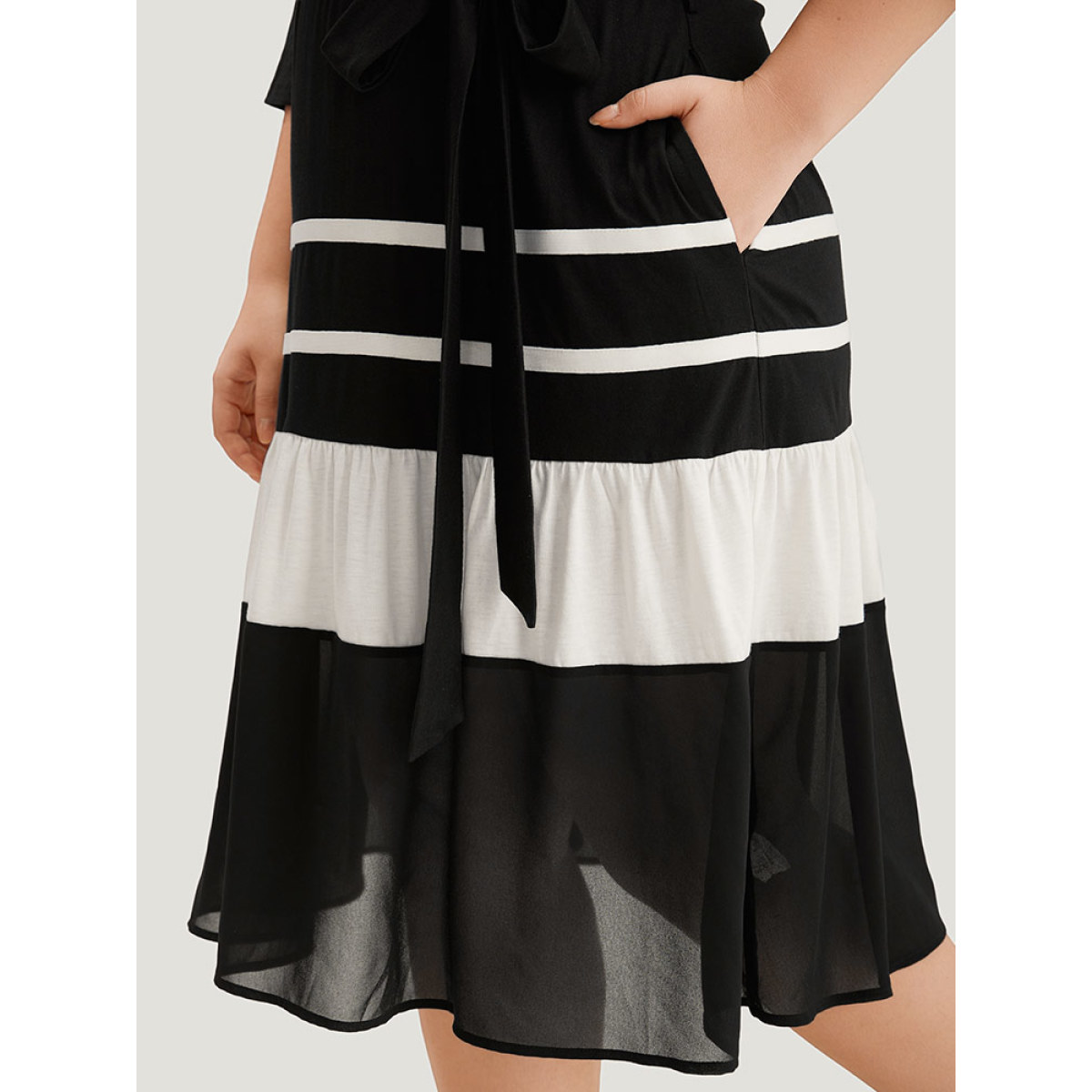 

Plus Size Colorblock Contrast Belted Ruffle Layered Hem Dress Black Women See through Round Neck Elbow-length sleeve Curvy Midi Dress BloomChic